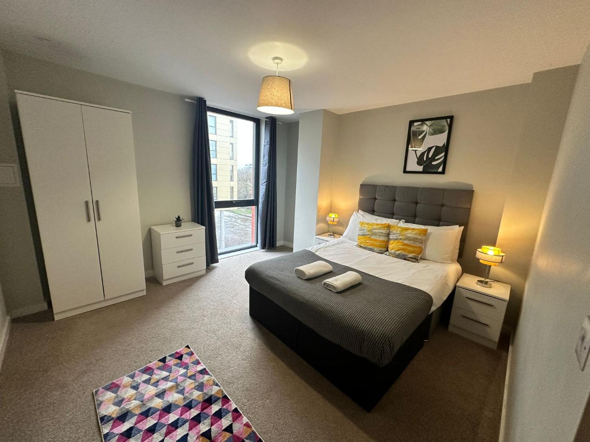 Adelphi Wharf Apartments By Beehosting Manchester Exterior photo