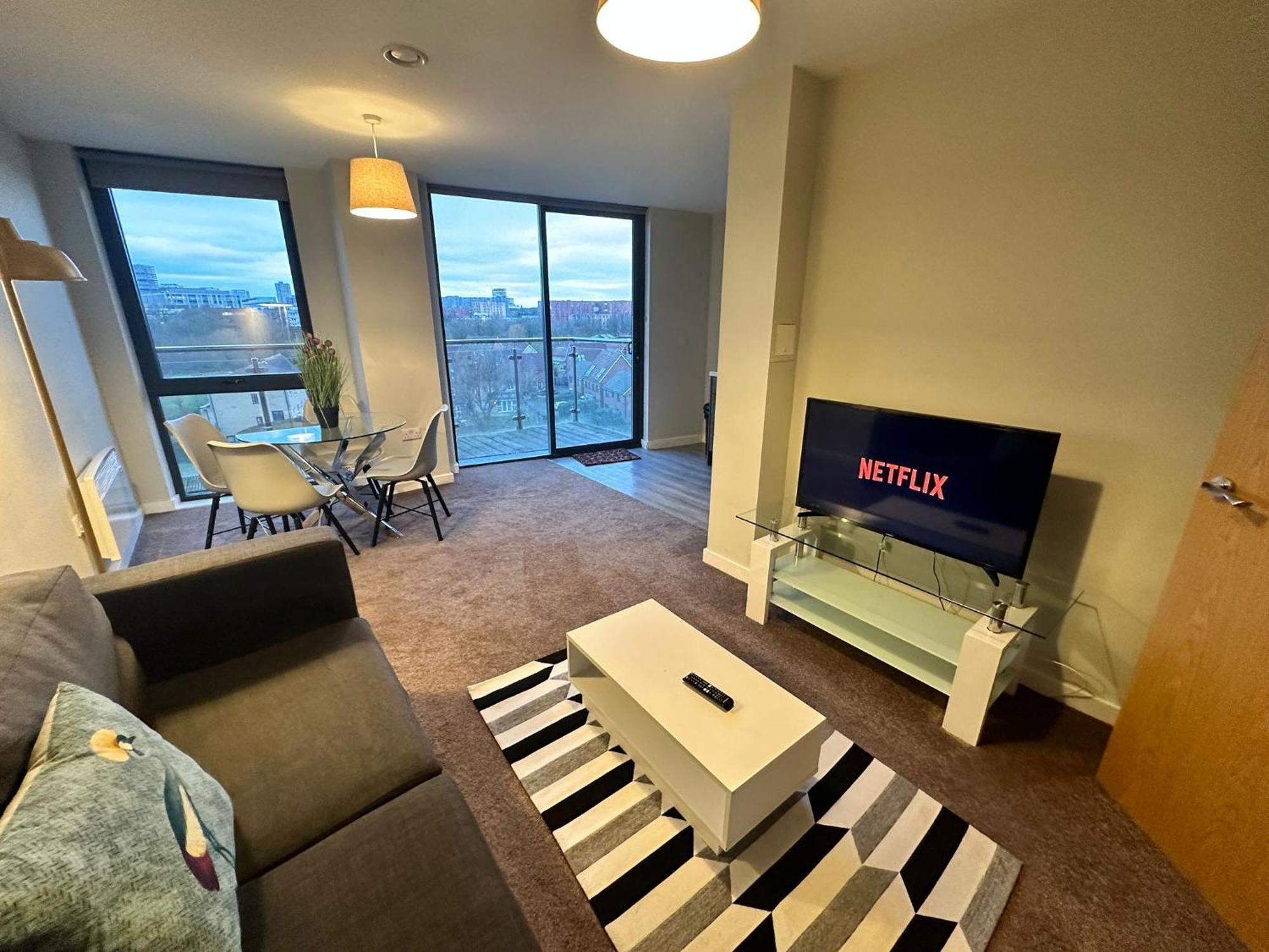 Adelphi Wharf Apartments By Beehosting Manchester Exterior photo